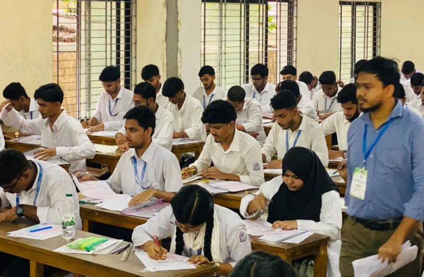 এইচএসসির বাংলা, আরবি ও ইংরেজি পরীক্ষায় ১৭ শিক্ষার্থী বহিষ্কার