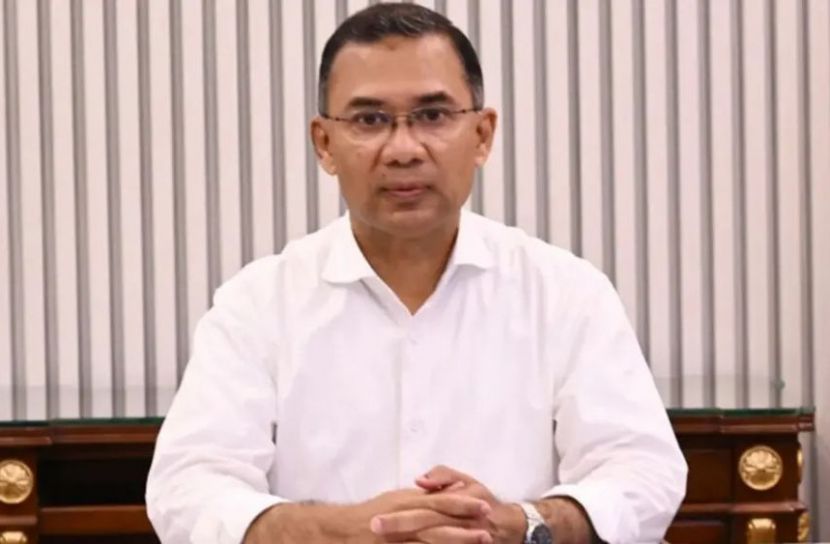 সরকারি ব্যানারে প্রধানমন্ত্রীর ছবি নিষিদ্ধ