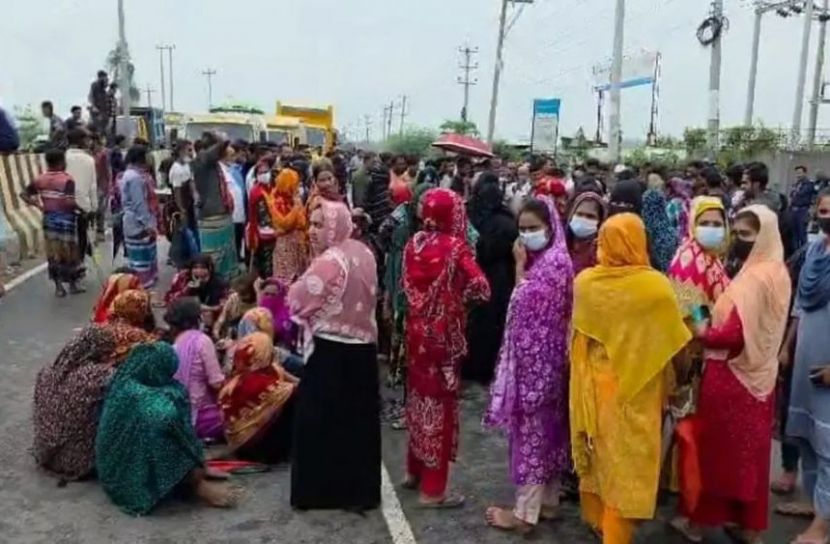 শ্রমিকদের অবরোধে স্থবির ঢাকা-আরিচা মহাসড়ক, দীর্ঘ যানজট