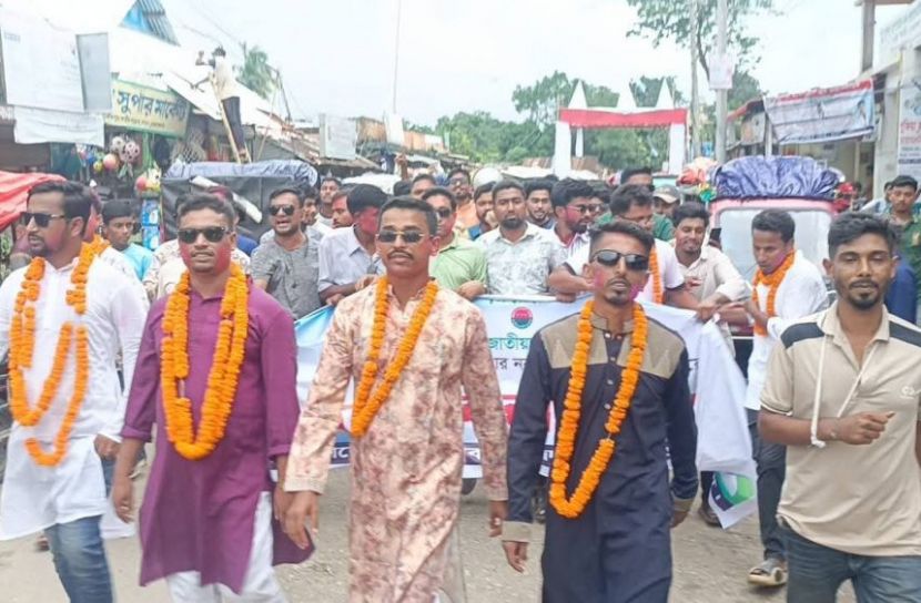 ছাত্রদলের নবগঠিত কমিটিকে স্বাগত জানিয়ে  মদনে আনন্দ মিছিল