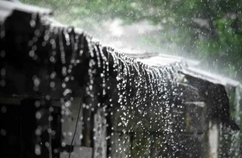 পাহাড় ধস ও বন্যার শঙ্কা: ৫ জেলায় ৫০০ মিলিমিটার পর্যন্ত বৃষ্টির পূর্বাভাস