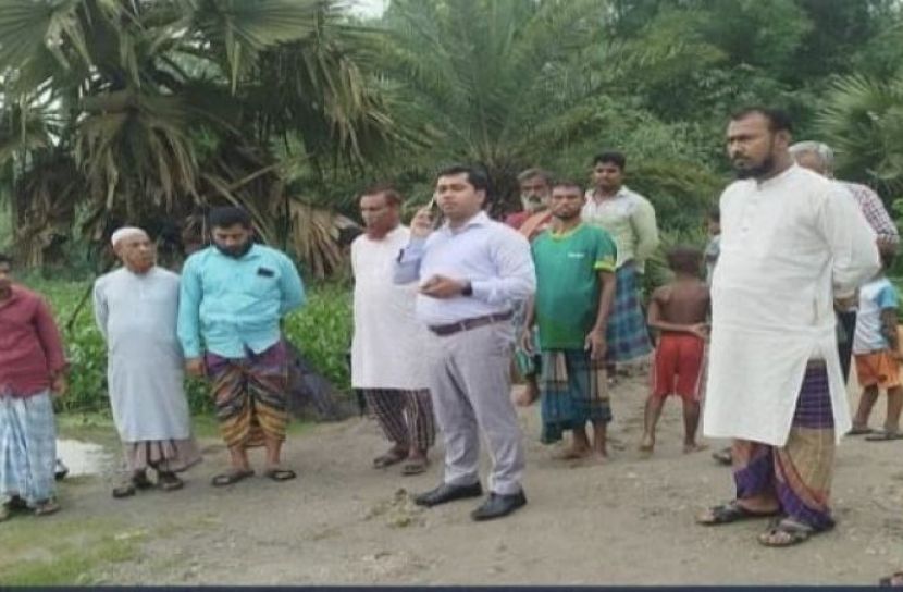 পানিবন্দী মানুষের পাশে নির্বাহী ম্যাজিস্ট্রেট
