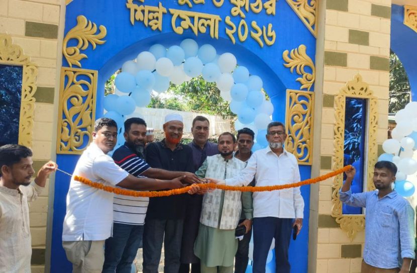 চাঁপাইনবাবগঞ্জে মাসব্যাপী ক্ষুদ্র ও কুটির শিল্প মেলা শুরু