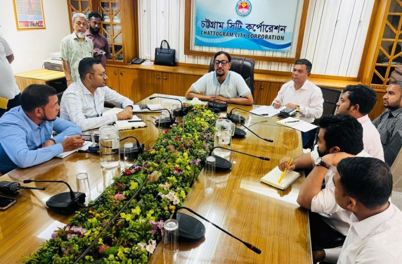 ৮০০ নালা পরিষ্কারে মেয়রের উদ্যোগ