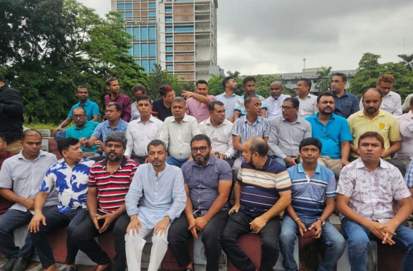 যুবদল নেতা নান্নুর মিলাদে সাধারণ সম্পাদক নয়নের ক্ষোভ প্রকাশ