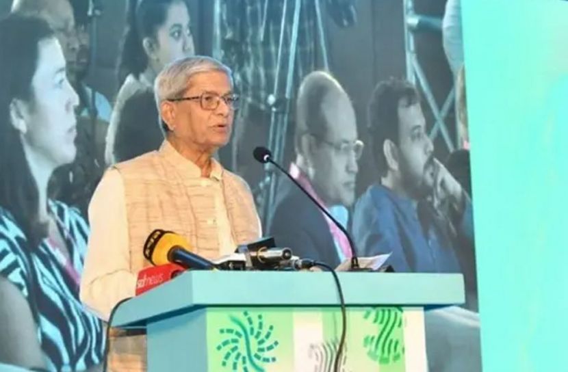 গণতন্ত্র শক্তিশালীকরণে কাজ করছে সরকার: ফখরুল
