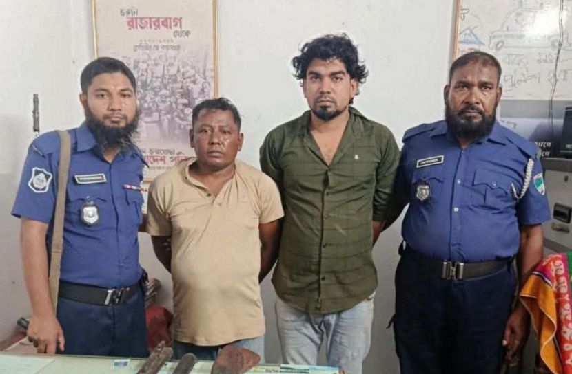 কুষ্টিয়ায় অস্ত্রসহ দুই ব্যক্তি আটক