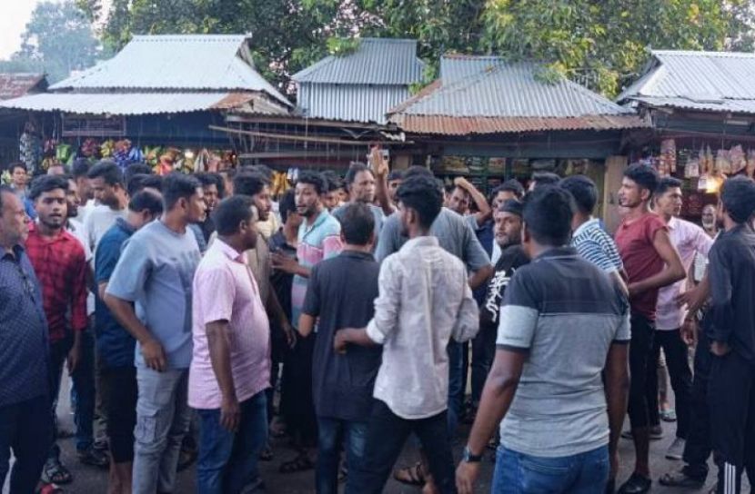 কু‌ড়িগ্রামে এন‌সি‌পির বিক্ষোভে হামলা, আহত ১০