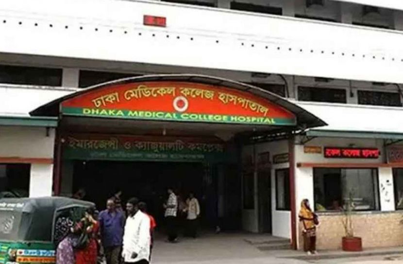 ঢামেকের ৮ তলা থেকে পড়ে তরুণীর মৃত্যু