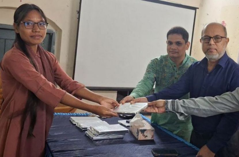নীলফামারী মহিলা কলেজে আলোচনা সভা ও দোয়া