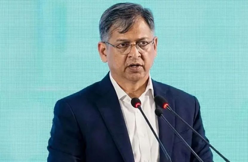 আওয়ামী লীগের ভবিষ্যৎ নির্ধারণ করবে আদালত: স্বরাষ্ট্রমন্ত্রী