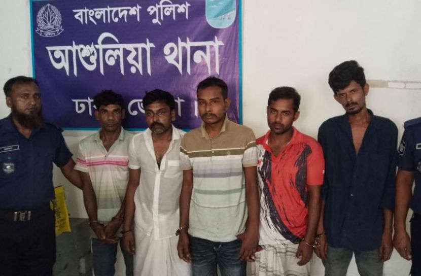 আশুলিয়ায় পৃথক অভিযানে ইয়াবা-হেরোইন-গাঁজা উদ্ধার, গ্রেপ্তার ৫