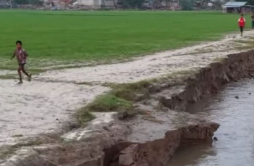 চাঁপাইনবাবগঞ্জে তিন নদীর পানি বাড়ছে