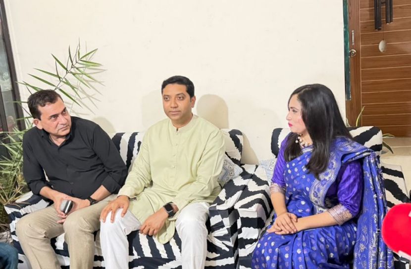 নাগরিকের দ্বারে ববি হাজ্জাজ: সমস্যা শুনেই তাৎক্ষণিক সমাধানের উদ্যোগ