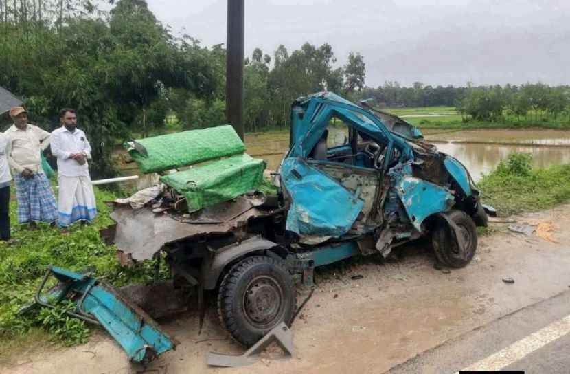 চকরিয়ায় বাস-জিটু মুখোমুখি সংঘর্ষে নিহত ৪, আহত ৫