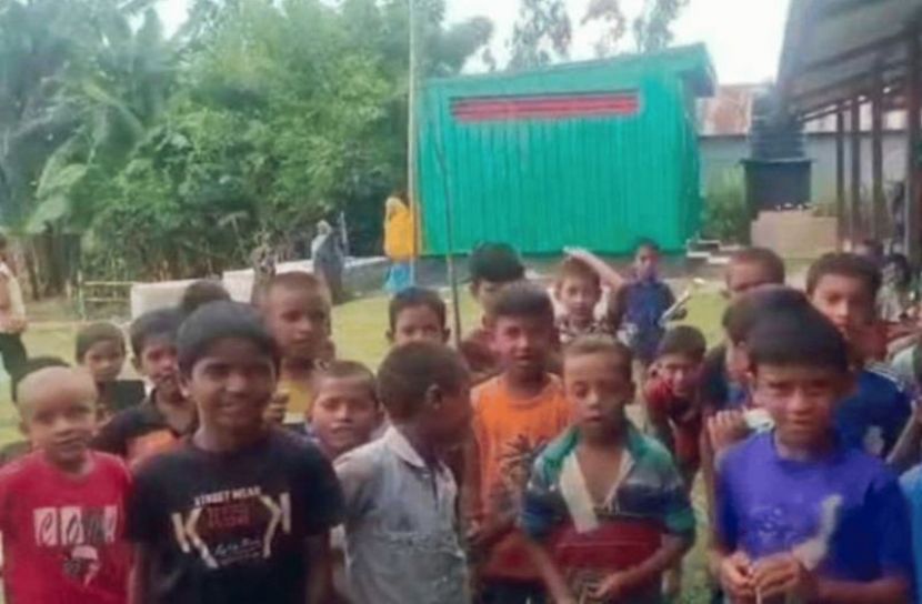 শিক্ষক নেই, তালাবদ্ধ শ্রেণিকক্ষ—শিশুদের বিক্ষোভ