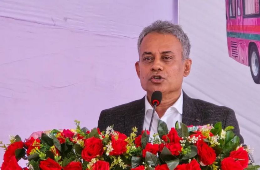 ঢাকায় ২০০ ইভি বাস, নারীদের জন্য ১০০