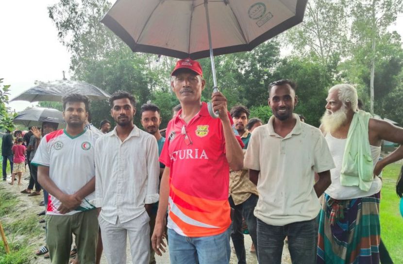 চন্দ্রখালী খালে প্রাণের জোয়ার, সাটুরিয়ায় জমজমাট নৌকা বাইচ