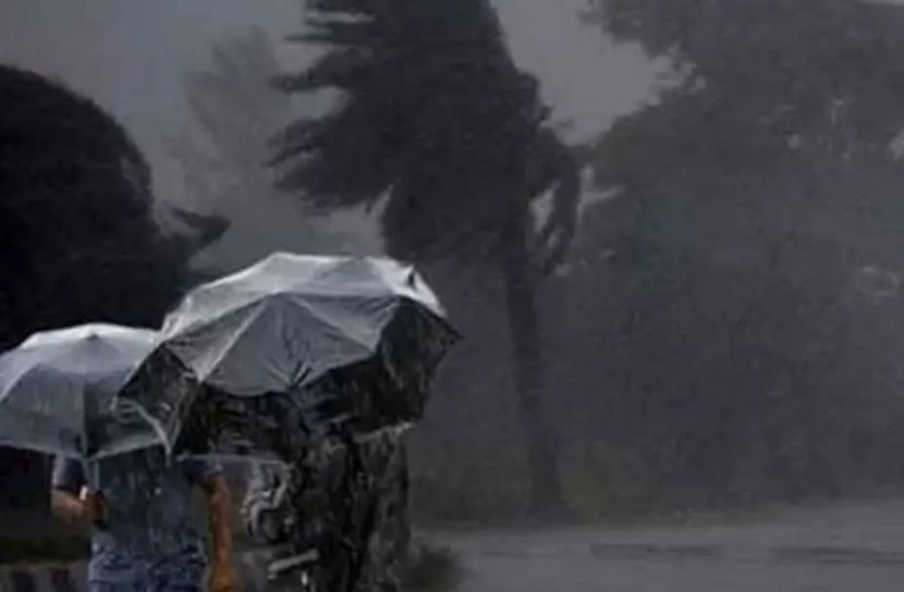 সন্ধ্যার মধ্যে ৬ এলাকায় ঝড়ের আভাস