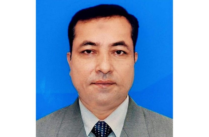 বিচারের কাঠগড়ায় ইউপি সচিব