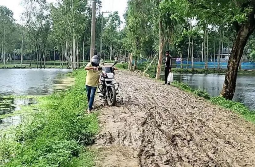 গাইবান্ধায় ৩৮৫১ কিমি কাঁচা সড়ক, বর্ষায় কাদা-খরায় ধুলা