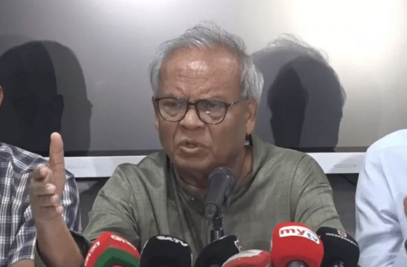বিশ্বের তুলনায় দেশে জ্বালানি তেলের দাম কম :  রিজভী