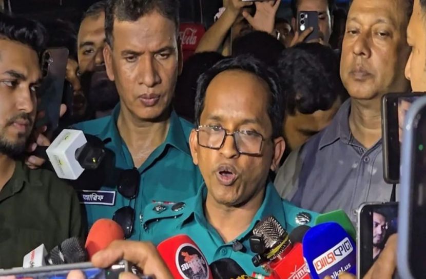 ‘জাসদ কার্যালয়ের সামনে জড়ো হওয়া ২৮০-৩০০ জনকে যাচাই করা হচ্ছে’