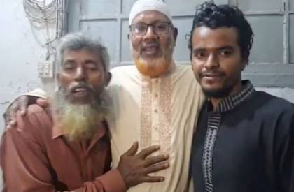 ক্ষমা চাইলেন লক্ষ্মীপুরে প্রকাশ্যে কান ধরে উঠবস করানো সেই সভাপতি