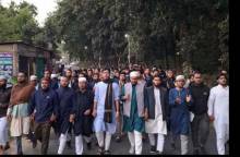 বিক্ষোভে চাকসুর নেতৃবৃন্দ