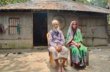 কুড়িগ্রামে অসহায় বৃদ্ধ দম্পতির মাথা গোঁজার ঠাঁই নেই, মানবিক সহায়তার আবেদন